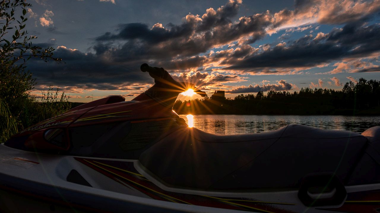 Jetski am Ivalo River