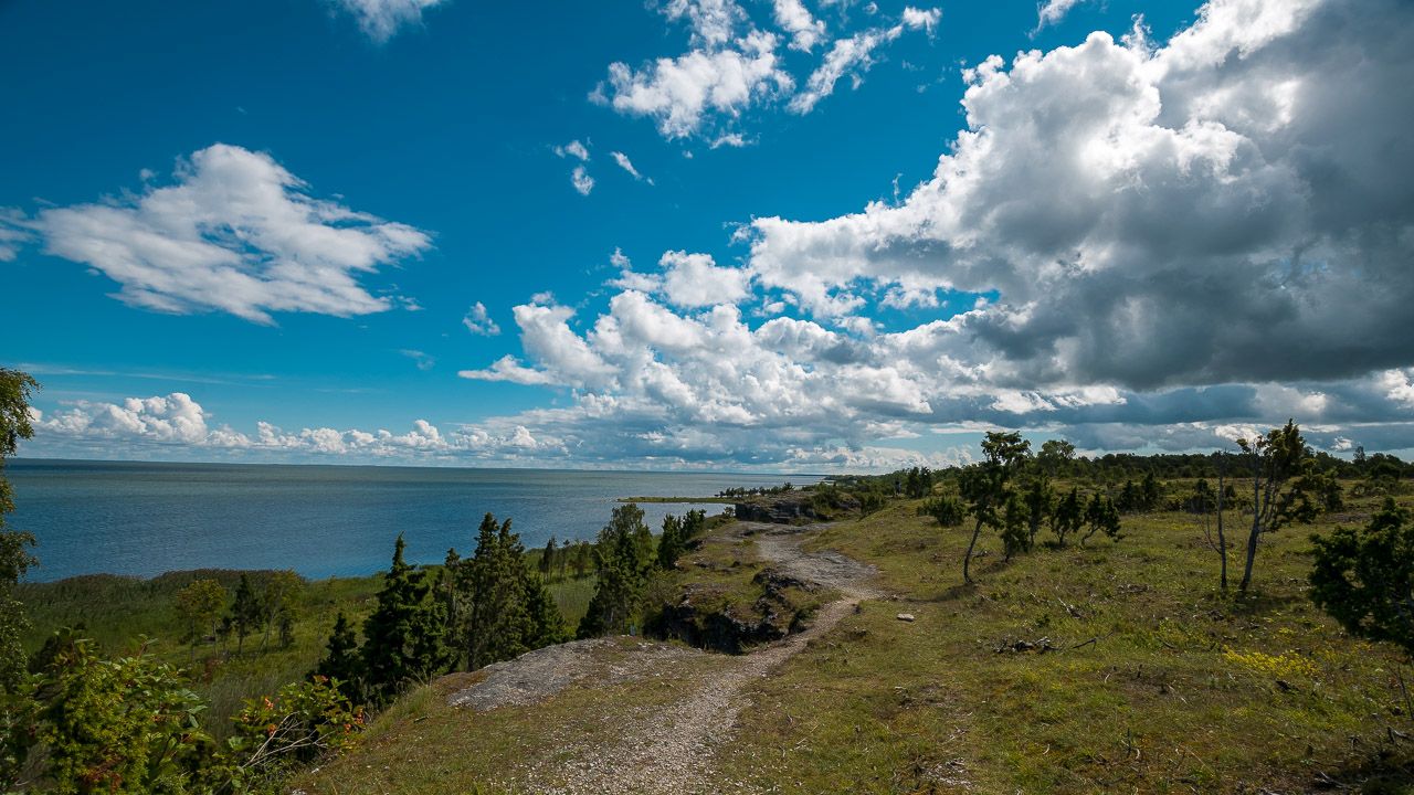 Saaremaa Üügu Kliff