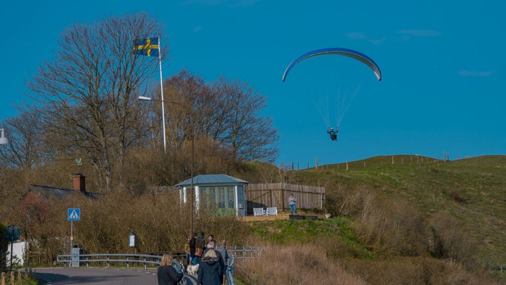 Paragliding direkt über unseren Köpfen