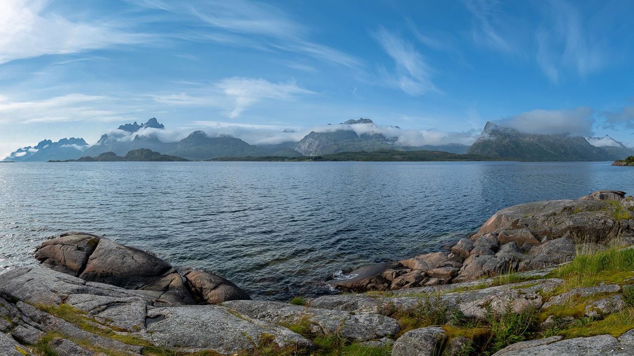 Bergpanorama am Tengelfjord