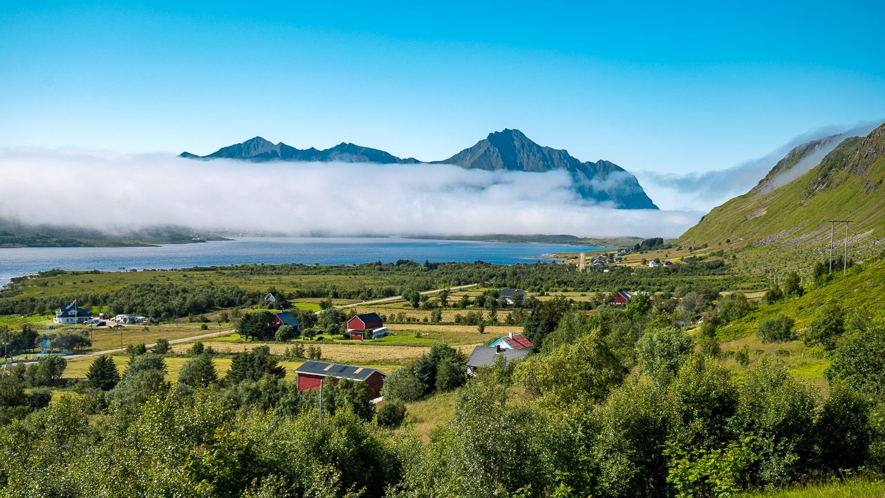 Wolken am Berg