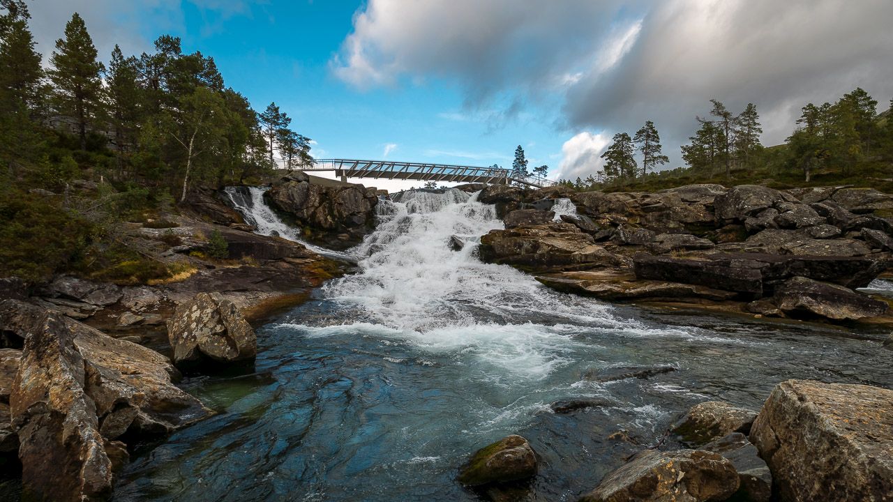 Der Likholefossen
