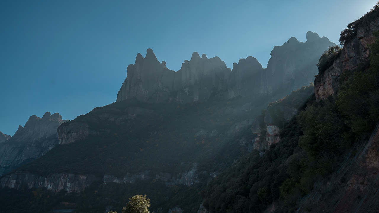Die Bergkette bei Monistrol de Montserrat